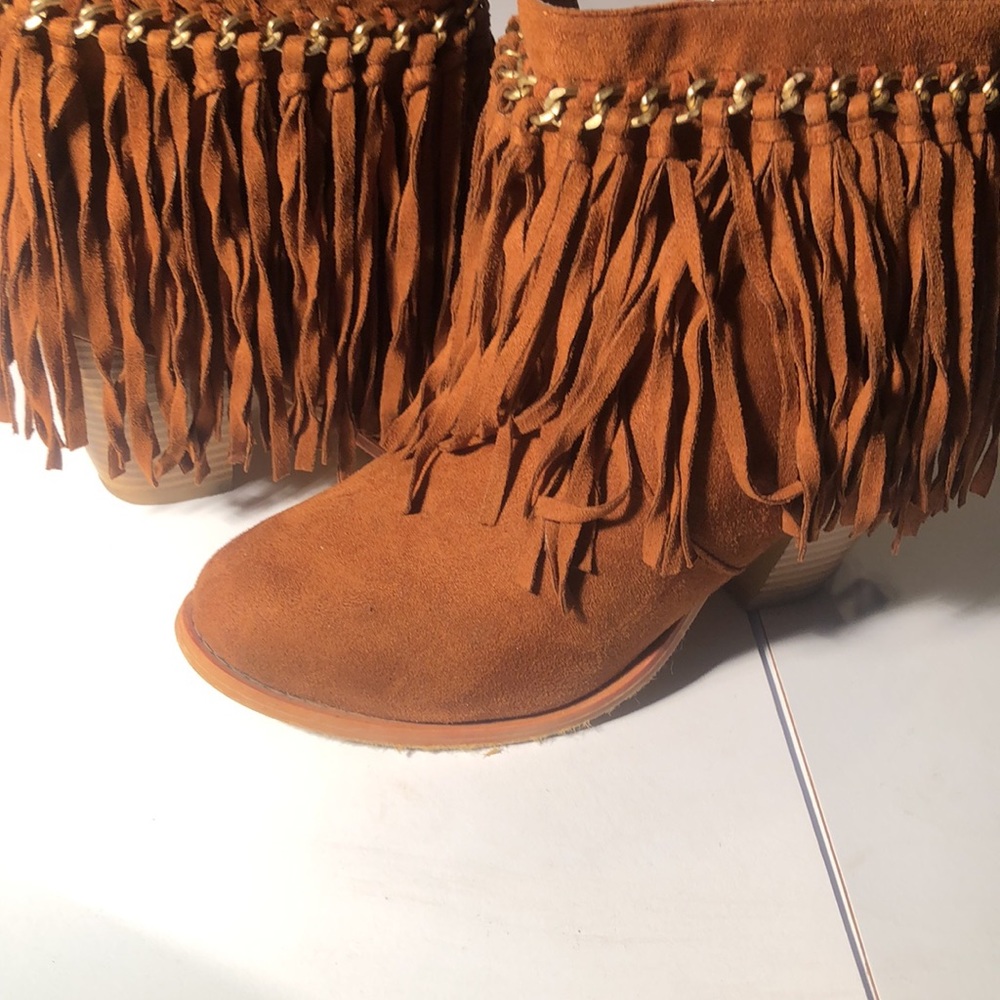 Pierre Duma fall shaggy brown ankle wedge heeled fringe boots - Picture 4 of 10